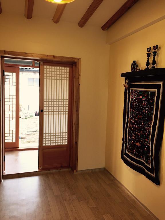 Jeonju Indigo Hanok Guesthouse Chambre photo